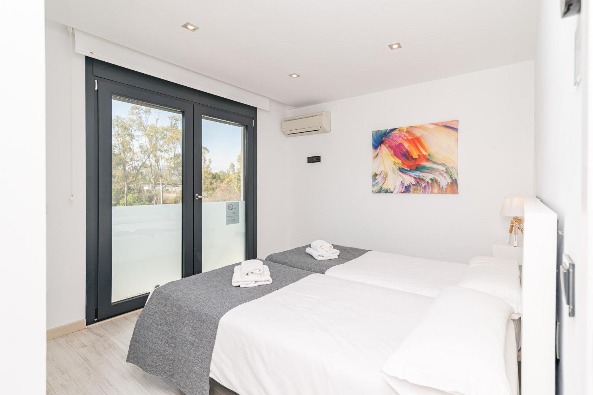 Beach Villa Cosins 1 Mel By Sealand Villas Alcudia  Eksteriør billede